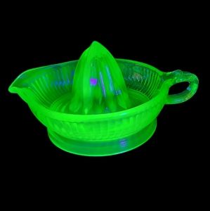Antique Vaseline glass"uranium"citrus juicer depression glass